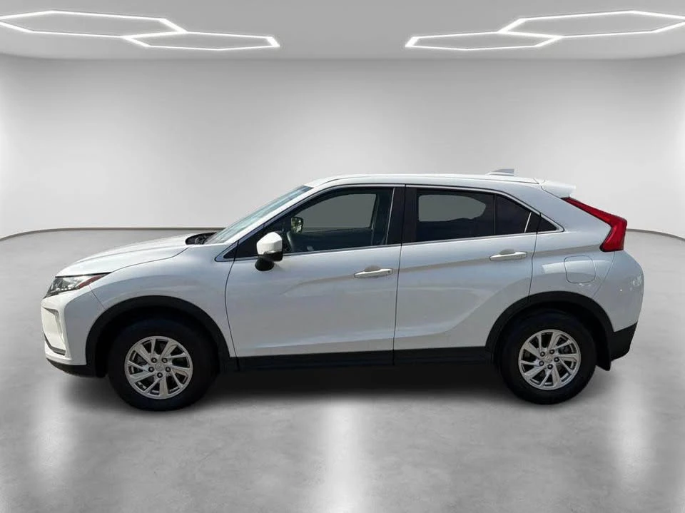 2018 Mitsubishi Eclipse Cross - Image 11 of 15