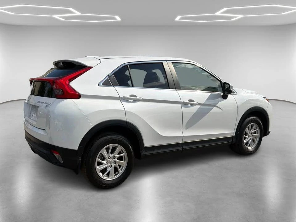 2018 Mitsubishi Eclipse Cross - Image 10 of 15