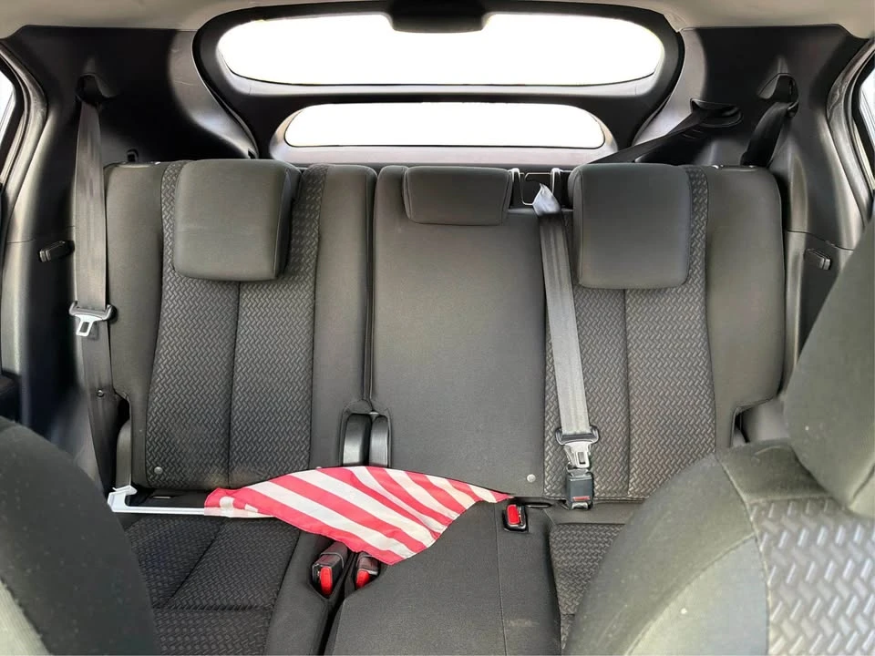 2018 Mitsubishi Eclipse Cross - Image 9 of 14