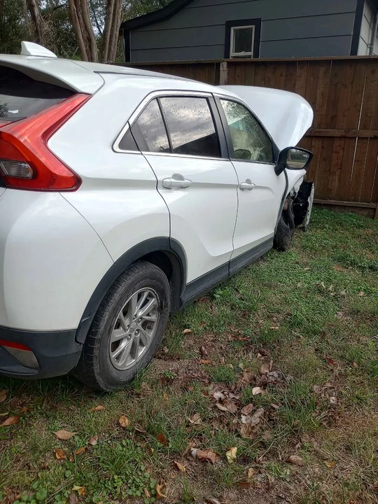 2018 Mitsubishi Eclipse Cross - Image 5 of 7
