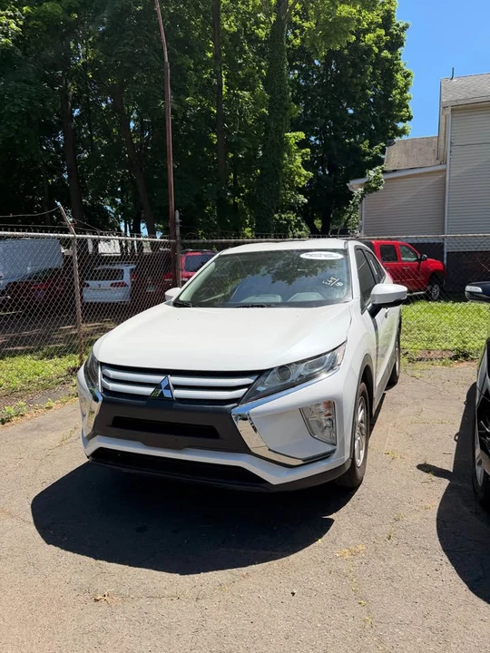 2018 Mitsubishi Eclipse Cross - Image 2 of 2