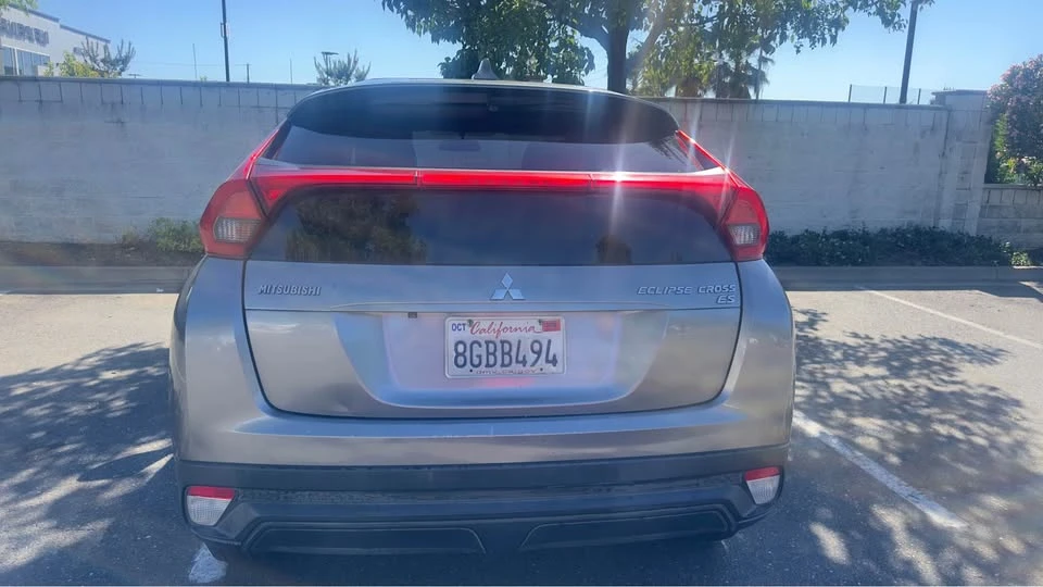 2018 Mitsubishi Eclipse Cross - Image 6 of 17