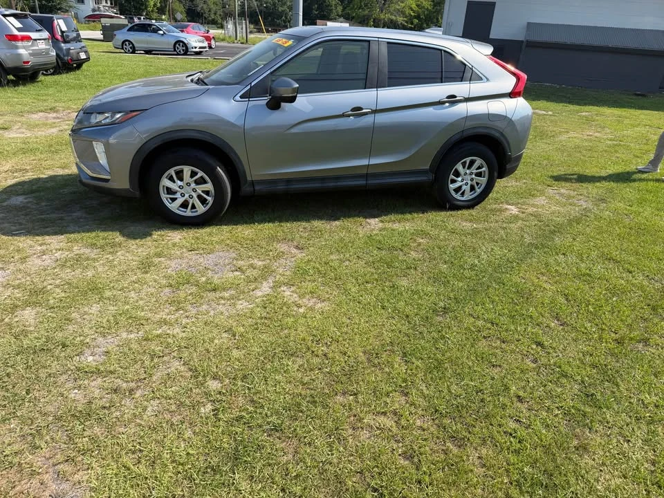 2018 Mitsubishi Eclipse Cross - Image 3 of 6