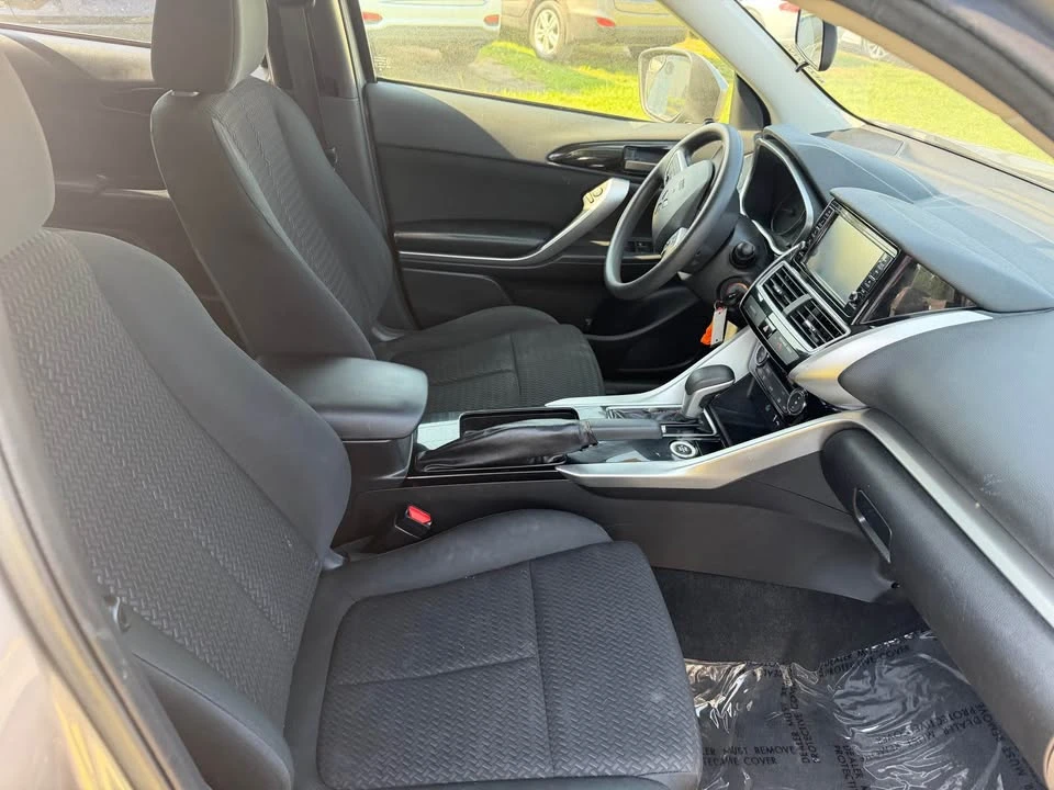 2018 Mitsubishi Eclipse Cross - Image 5 of 6