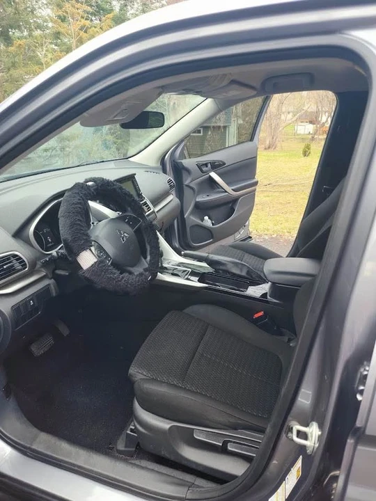 2018 Mitsubishi Eclipse Cross - Image 8 of 10