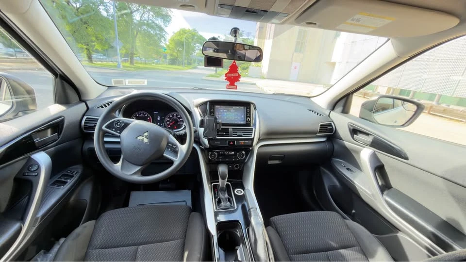 2018 Mitsubishi Eclipse Cross - Image 13 of 15
