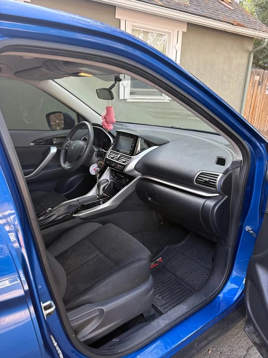 2018 Mitsubishi Eclipse Cross - Image 17 of 19