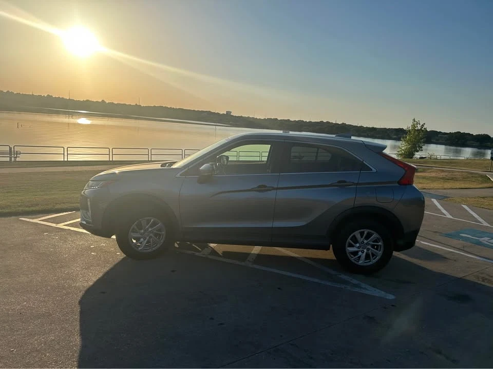 2018 Mitsubishi Eclipse Cross - Image 10 of 10