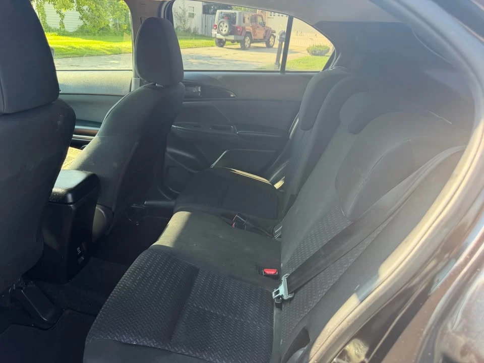 2018 Mitsubishi Eclipse Cross - Image 7 of 10