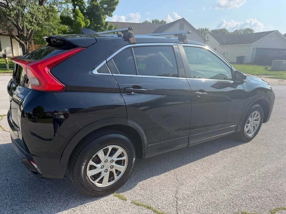 2018 Mitsubishi Eclipse Cross - Image 4 of 10