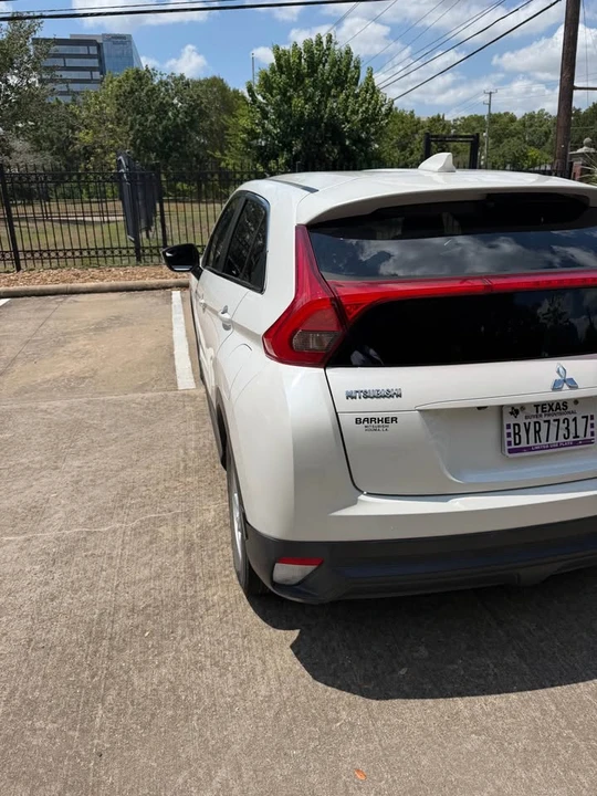 2018 Mitsubishi Eclipse Cross - Image 5 of 12