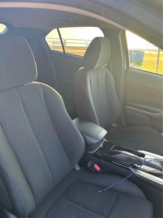 2018 Mitsubishi Eclipse Cross - Image 4 of 8