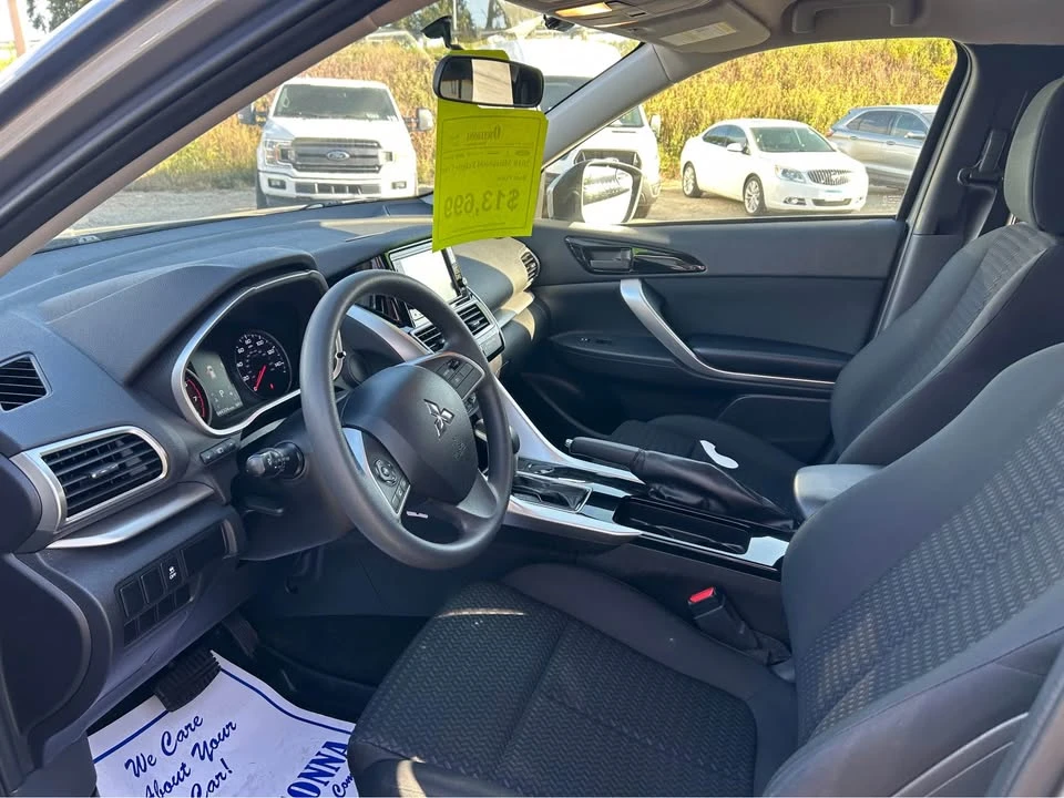 2018 Mitsubishi Eclipse Cross - Image 4 of 8