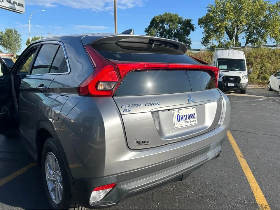 2018 Mitsubishi Eclipse Cross - Image 3 of 8