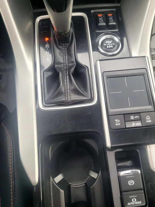 2018 Mitsubishi Eclipse Cross - Image 18 of 20