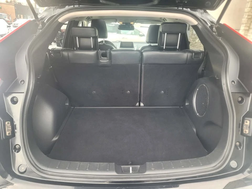 2018 Mitsubishi Eclipse Cross - Image 16 of 20