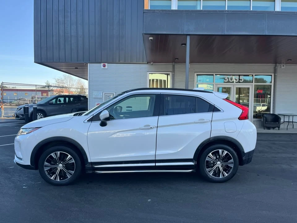 2018 Mitsubishi Eclipse Cross - Image 3 of 20