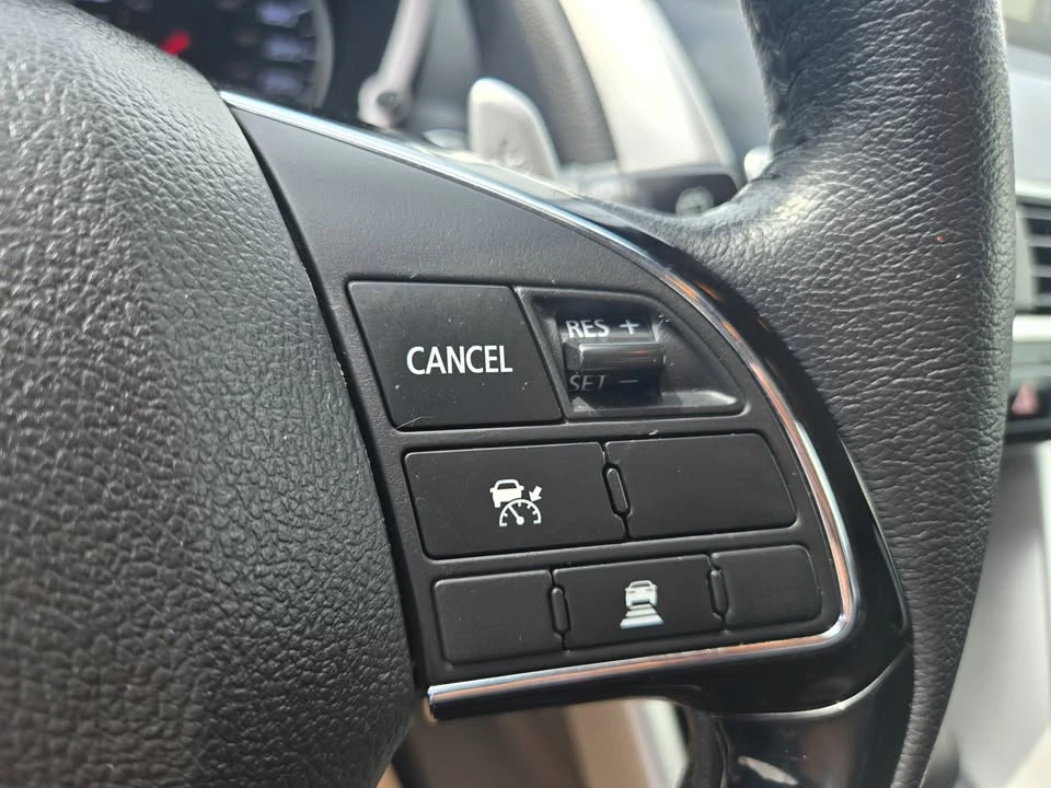2018 Mitsubishi Eclipse Cross - Image 13 of 20
