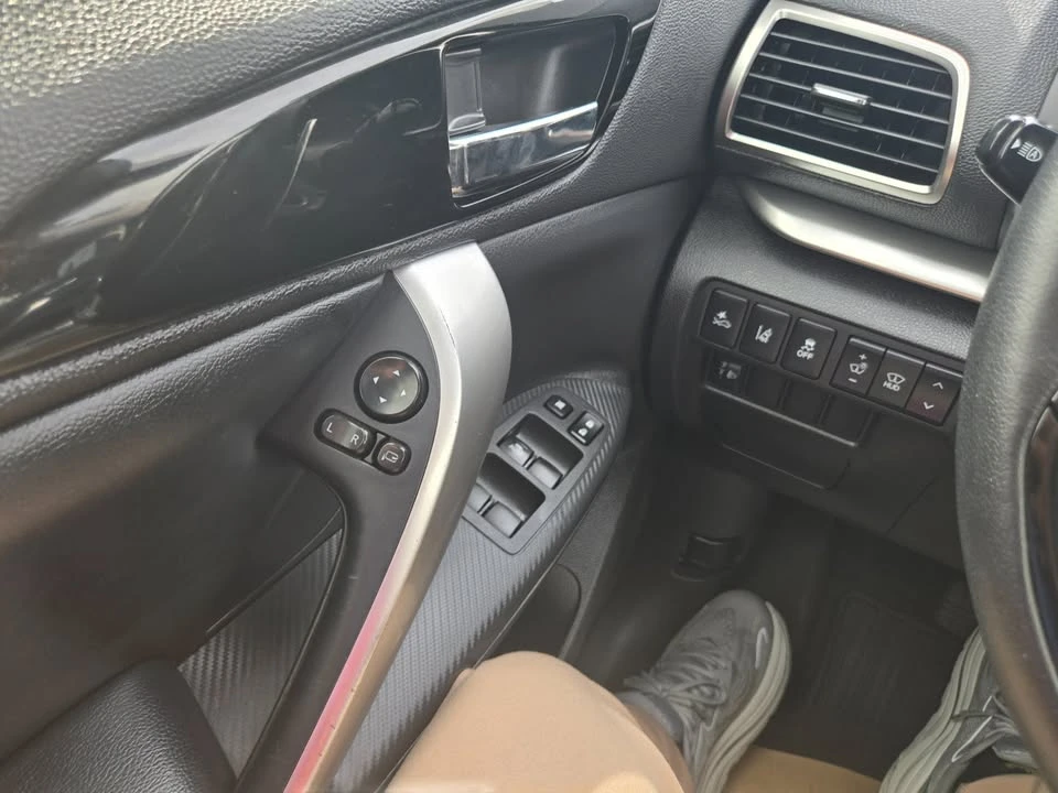 2018 Mitsubishi Eclipse Cross - Image 20 of 20