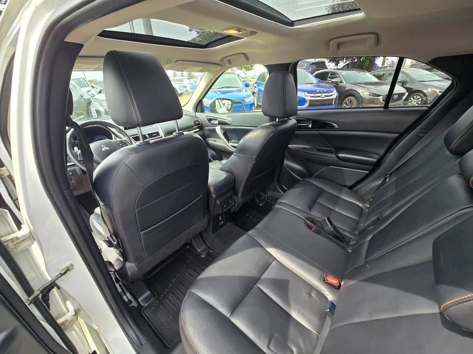 2018 Mitsubishi Eclipse Cross - Image 16 of 20