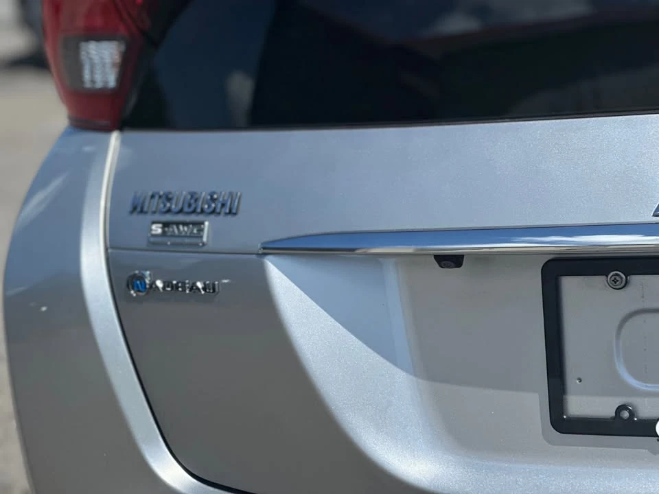 2018 Mitsubishi Eclipse Cross - Image 11 of 20