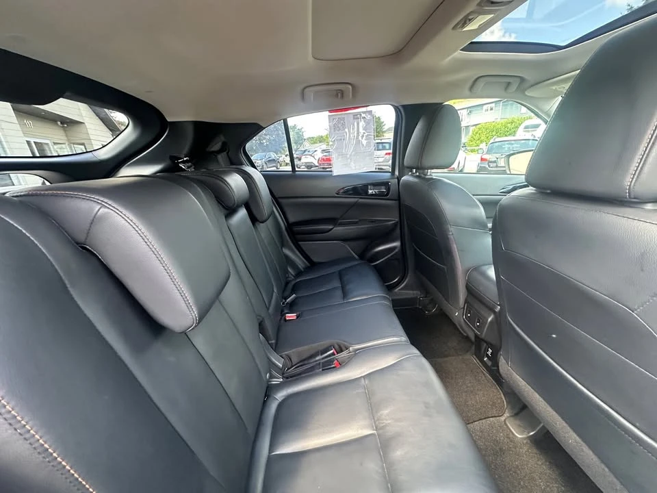 2018 Mitsubishi Eclipse Cross - Image 17 of 20