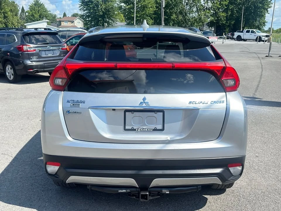 2018 Mitsubishi Eclipse Cross - Image 9 of 20