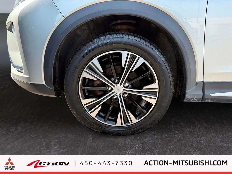 2018 Mitsubishi Eclipse Cross - Image 9 of 20