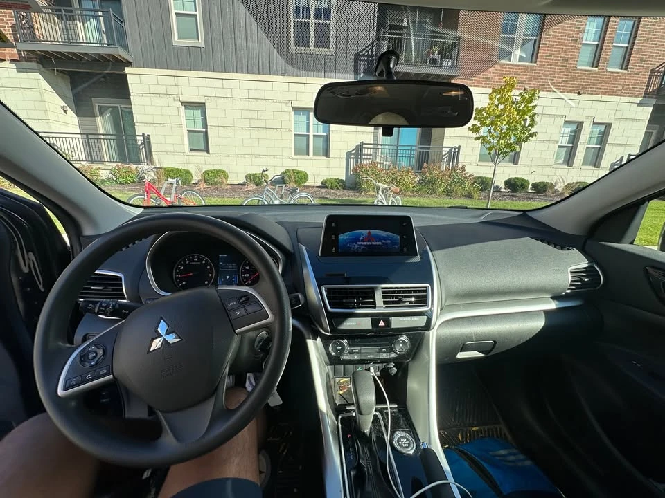 2018 Mitsubishi Eclipse Cross - Image 6 of 8