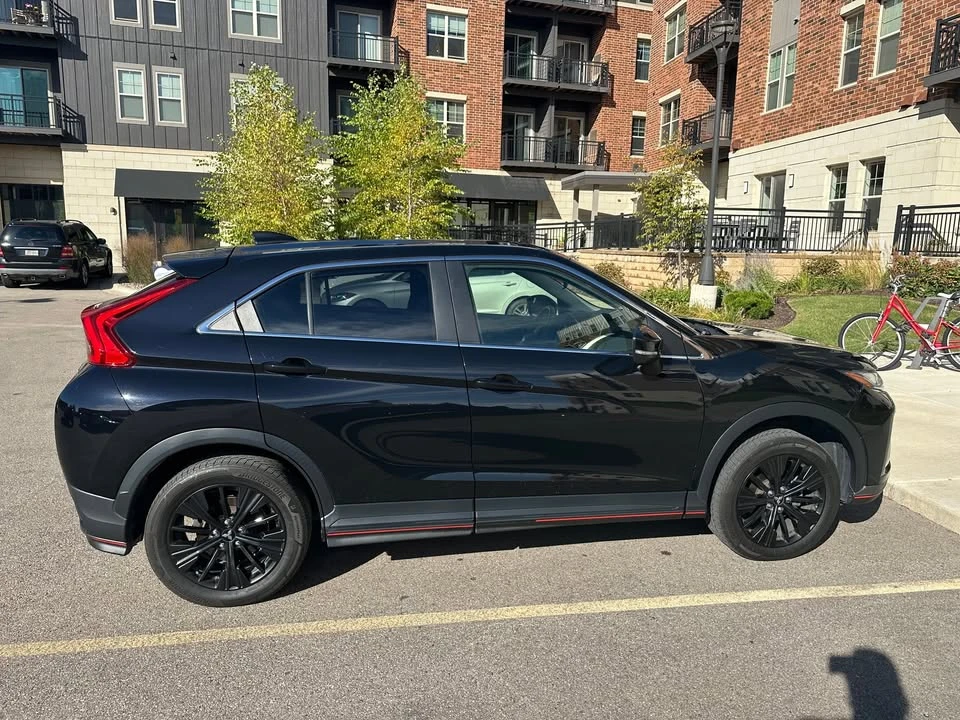 2018 Mitsubishi Eclipse Cross - Image 4 of 8