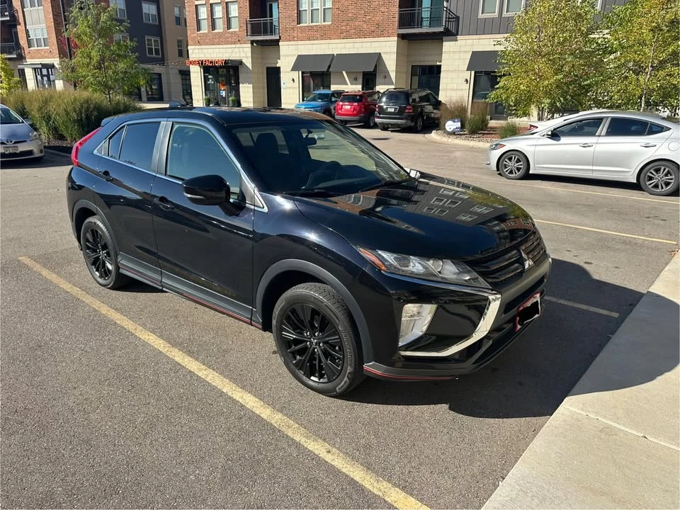 2018 Mitsubishi Eclipse Cross - Image 5 of 8