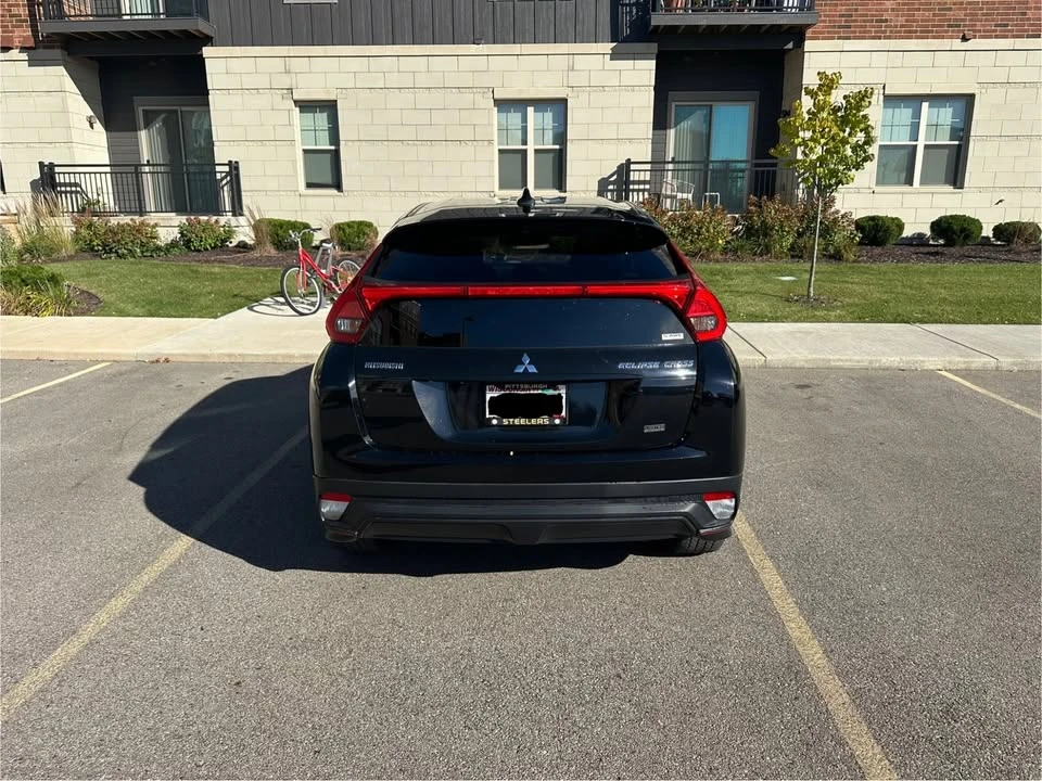 2018 Mitsubishi Eclipse Cross - Image 3 of 8