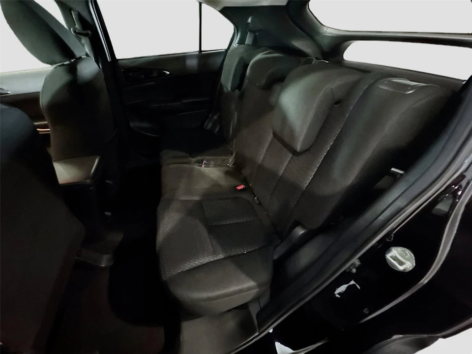 2018 Mitsubishi Eclipse Cross - Image 12 of 15