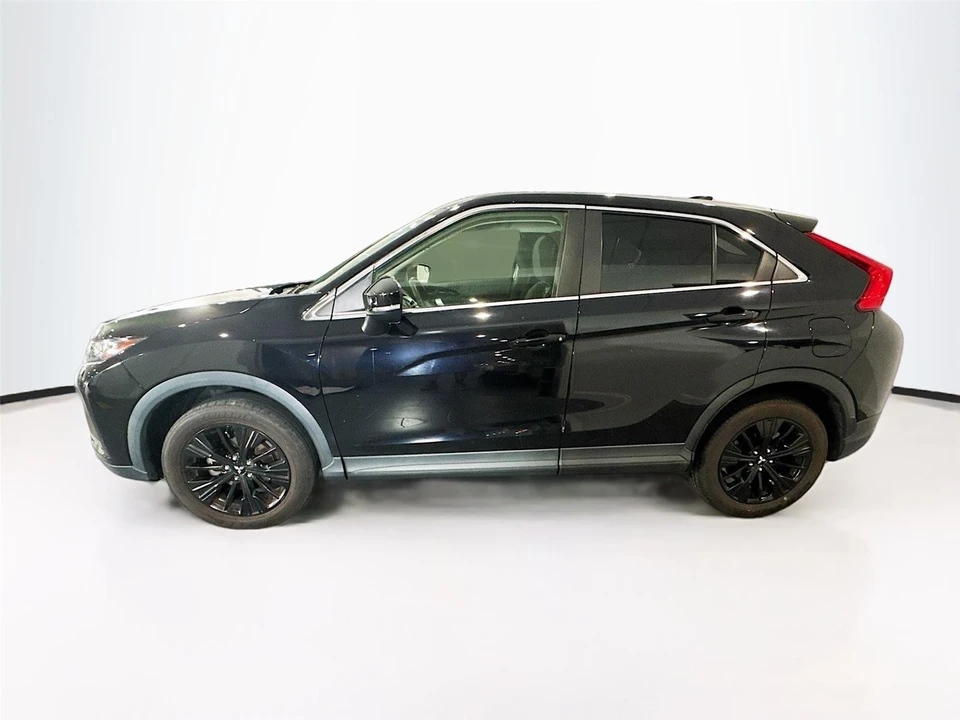 2018 Mitsubishi Eclipse Cross - Image 2 of 15