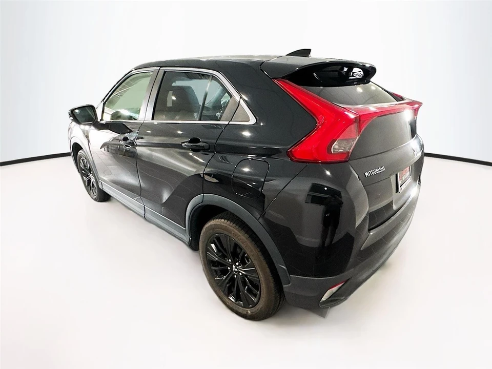 2018 Mitsubishi Eclipse Cross - Image 3 of 15