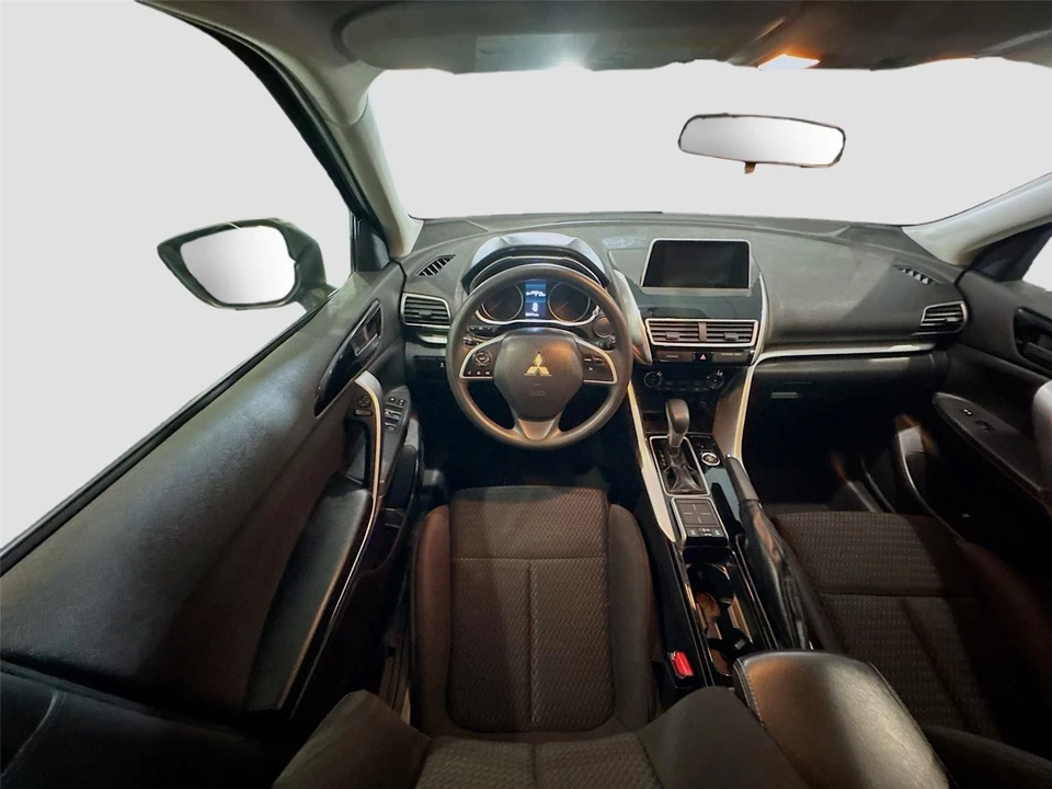 2018 Mitsubishi Eclipse Cross - Image 3 of 31