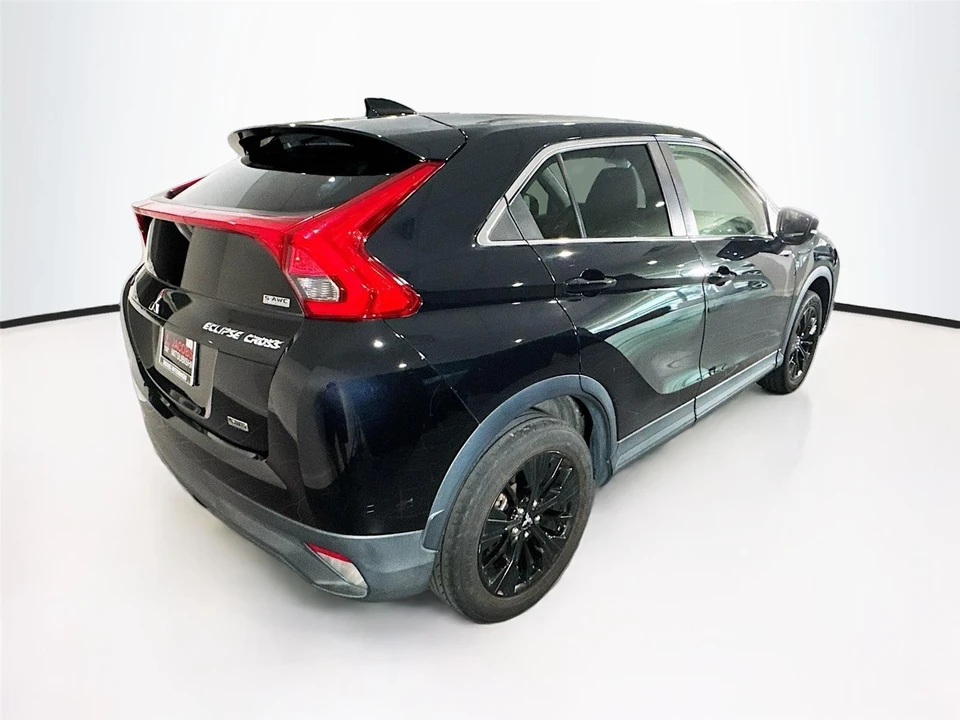 2018 Mitsubishi Eclipse Cross - Image 5 of 15