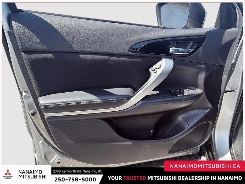 2018 Mitsubishi Eclipse Cross - Image 11 of 19