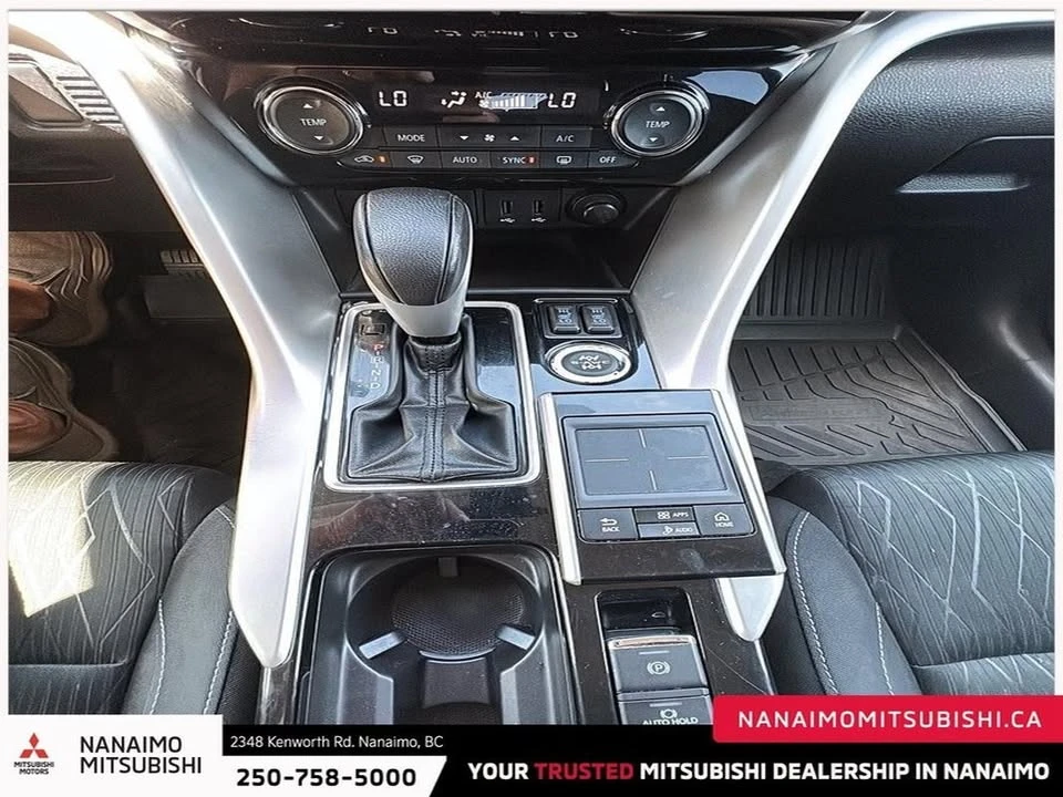 2018 Mitsubishi Eclipse Cross - Image 16 of 19