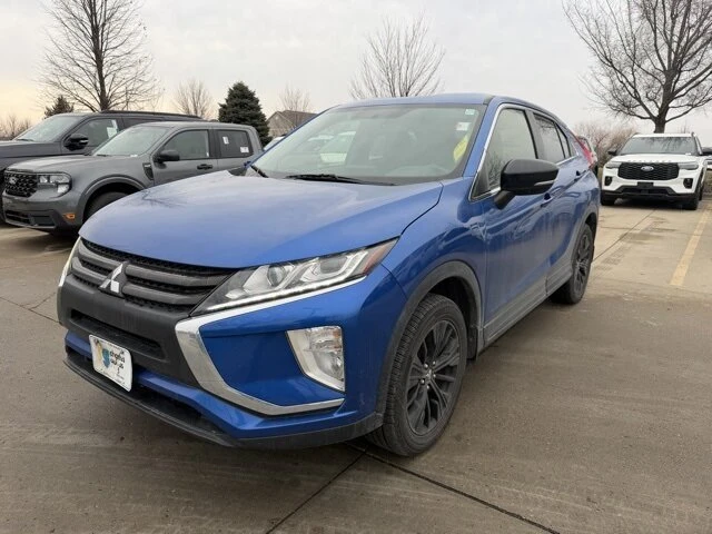 2018 Mitsubishi Eclipse Cross - Image 2 of 16