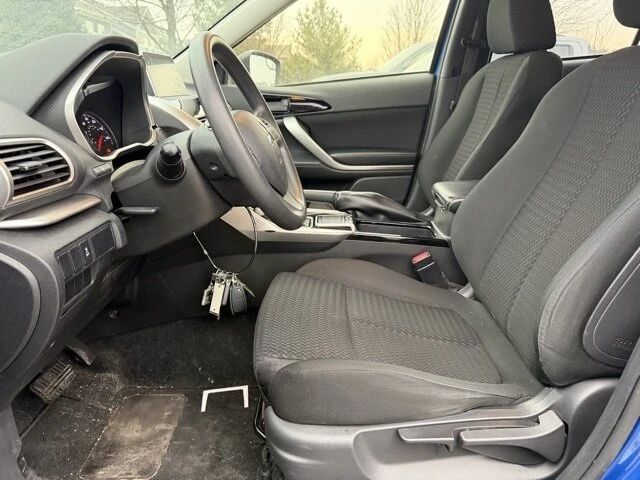 2018 Mitsubishi Eclipse Cross - Image 13 of 16