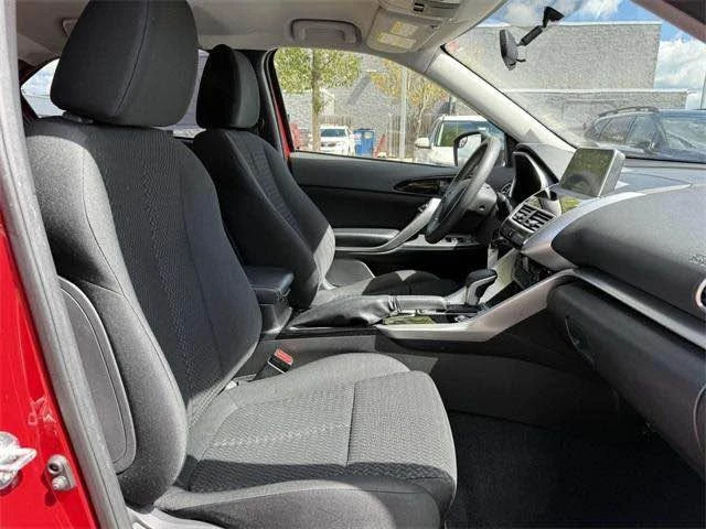 2018 Mitsubishi Eclipse Cross - Image 5 of 20