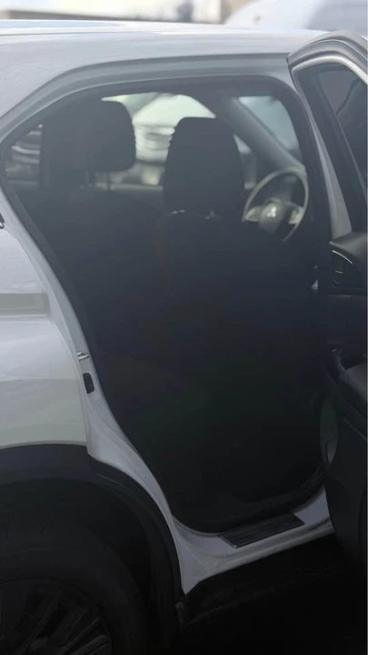 2018 Mitsubishi Eclipse Cross - Image 10 of 16