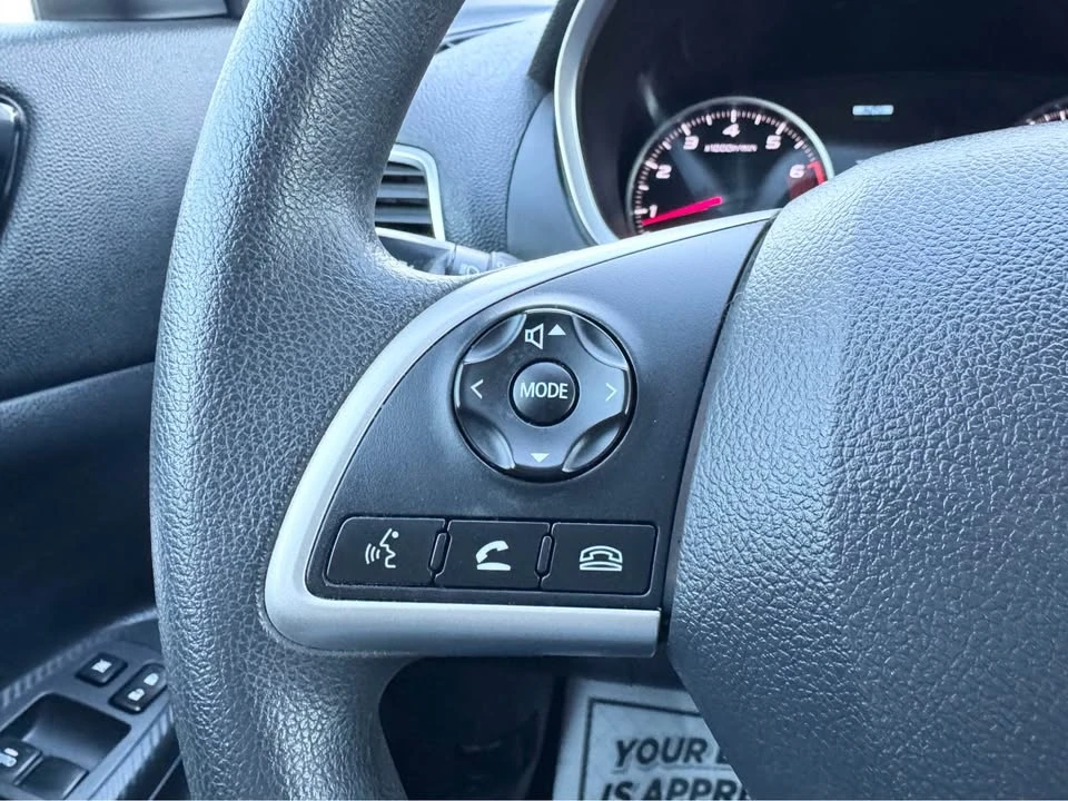 2018 Mitsubishi Eclipse Cross - Image 11 of 20