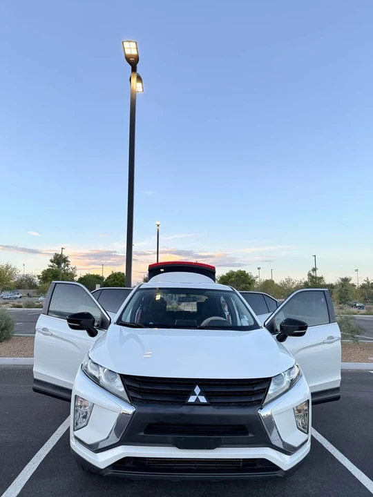 2018 Mitsubishi Eclipse Cross - Image 12 of 14