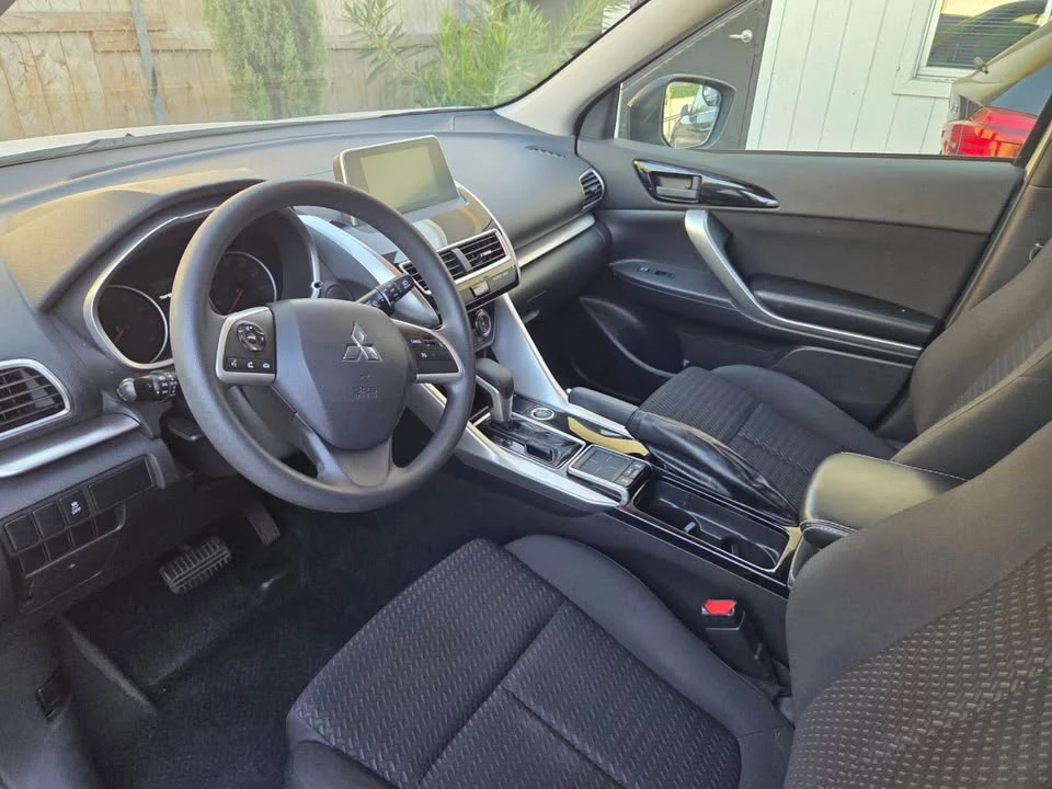 2018 Mitsubishi Eclipse Cross - Image 6 of 7