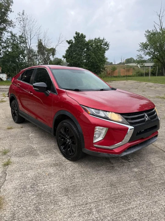 2018 Mitsubishi Eclipse Cross - Image 3 of 16
