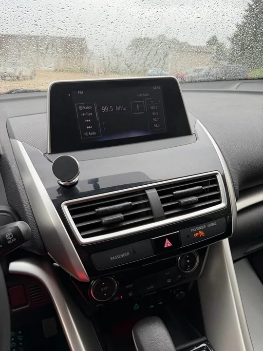 2018 Mitsubishi Eclipse Cross - Image 15 of 16