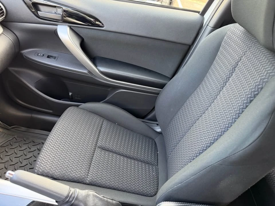 2018 Mitsubishi Eclipse Cross - Image 14 of 14