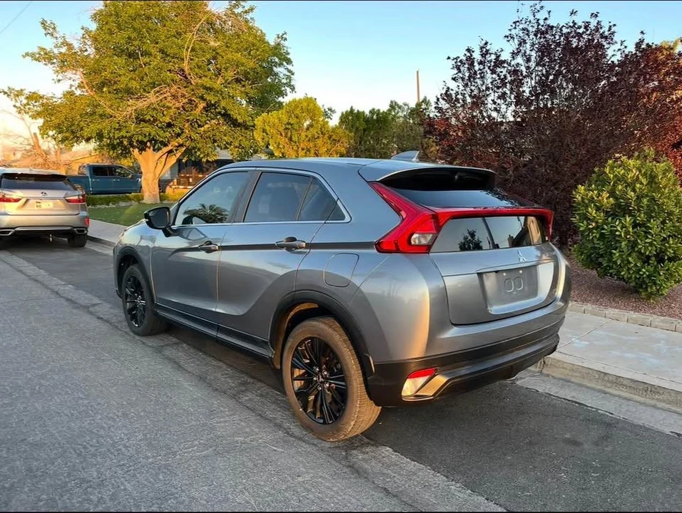2018 Mitsubishi Eclipse Cross - Image 3 of 14